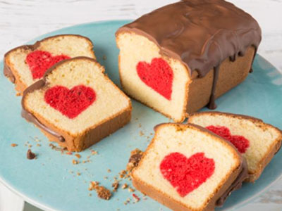 Κέικ με καρδούλες για ερωτευμένους